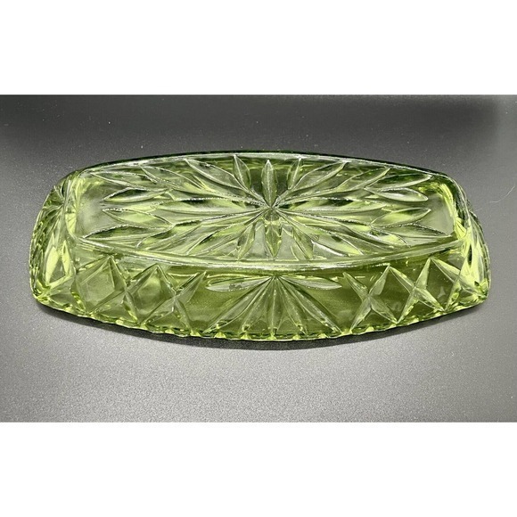 Vintage Cut Glass HAZEL ATLAS Prescut Green Celery Relish Avocado Dish 1960s - Picture 4 of 7